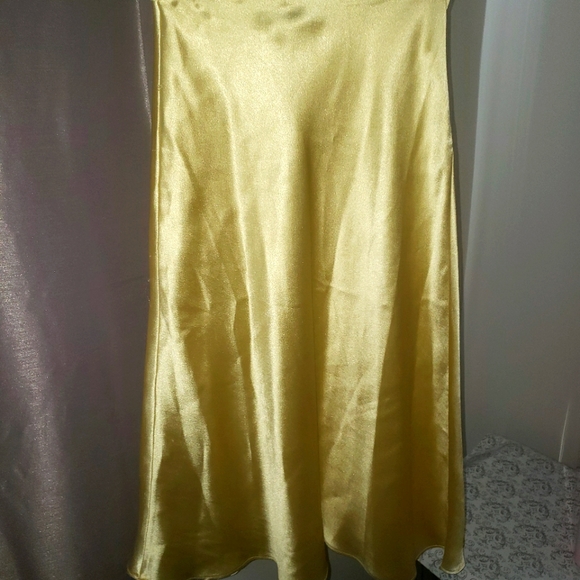 Zara midi skirt - Picture 2 of 3